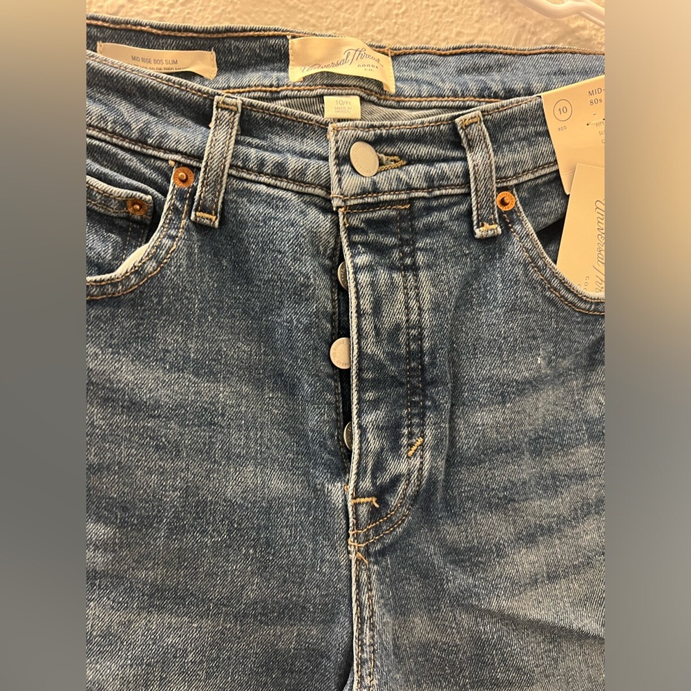 Woman Blue Jeans - Picture 7 of 7